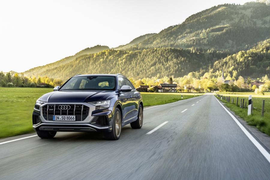  Audi SQ8 TFSI 2020 года  (WW) (фото 7 из 20)